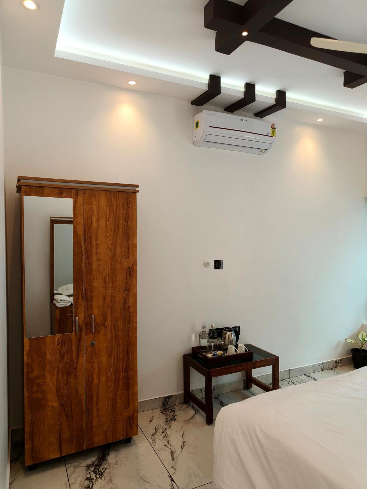 Wavealokam Beach Retreat วาร์คาลา ภายนอก รูปภาพ
