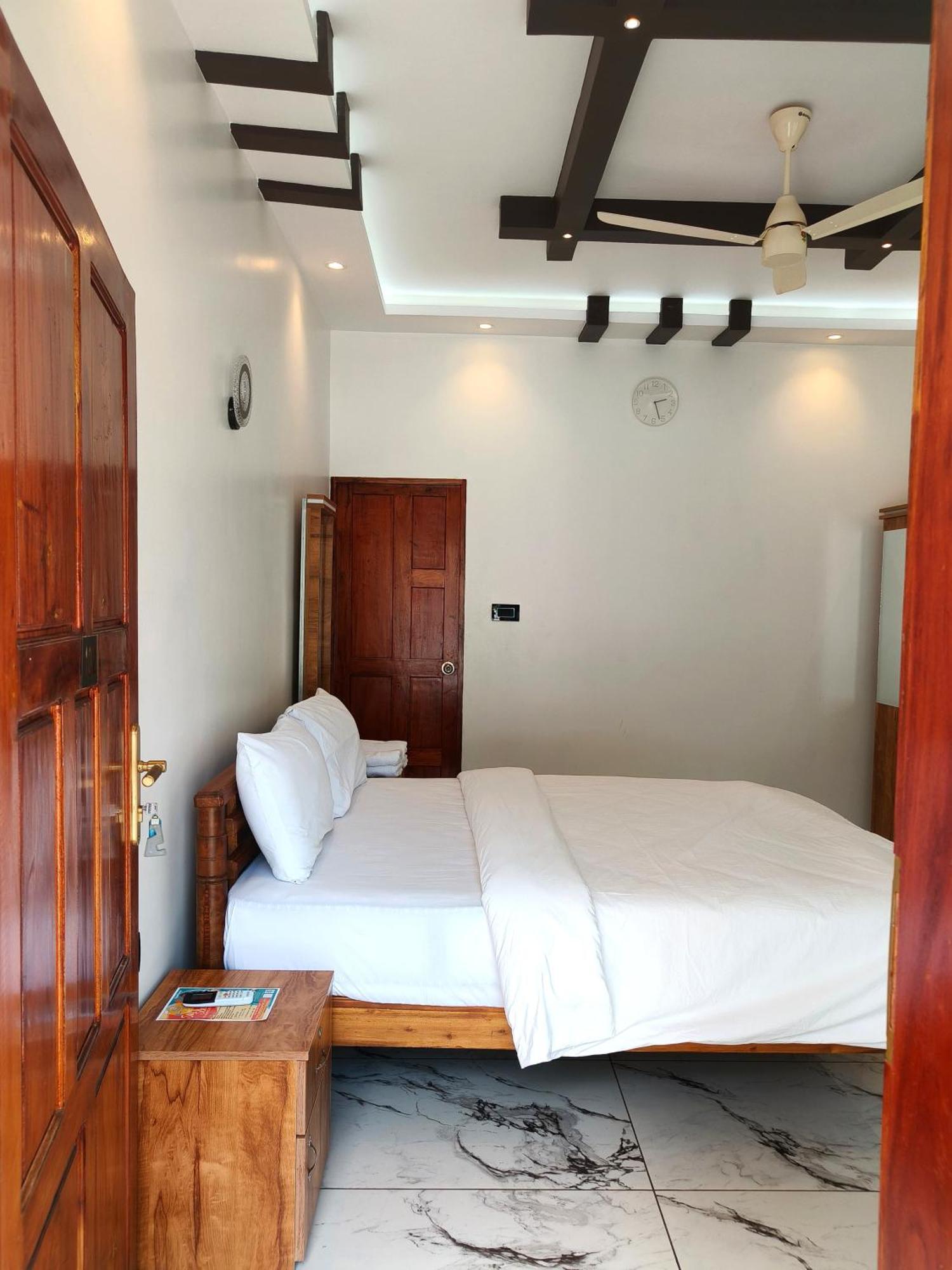 Wavealokam Beach Retreat วาร์คาลา ภายนอก รูปภาพ